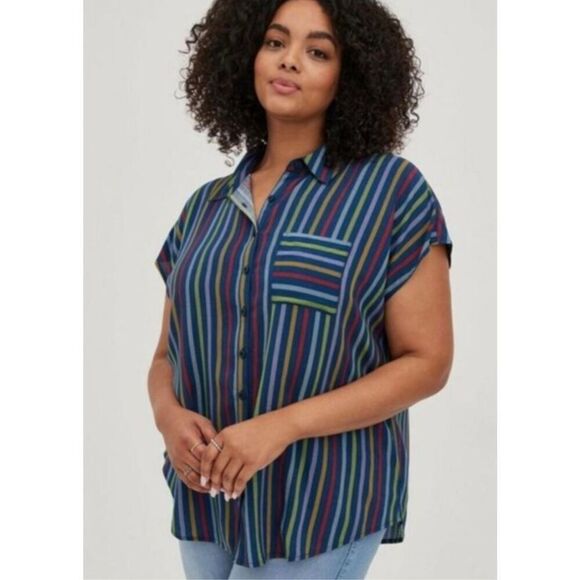 NEW WITH TAGS Torrid Shirt Womens Plus 2X Blue Striped Stretch Boho Pocket Top B - Picture 2 of 9